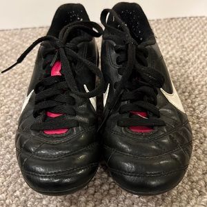 Good used condition Nike soccer cleats